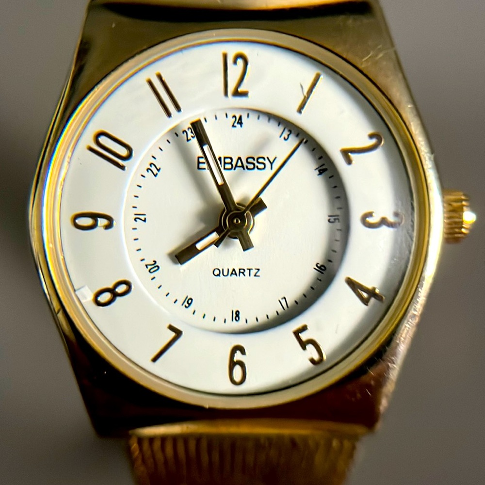 Embassy Women's Mesh Band Quartz Watch